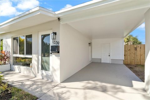 Villa ou maison à vendre à Fort Lauderdale, Floride: 3 chambres, 98.1 m2 № 2422314 - photo 4