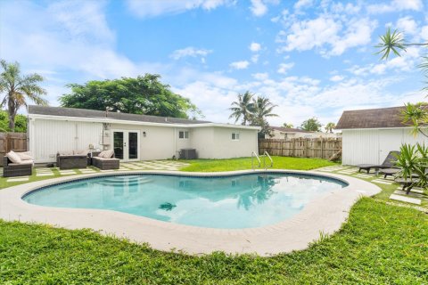Villa ou maison à vendre à Fort Lauderdale, Floride: 3 chambres, 98.1 m2 № 2422314 - photo 29