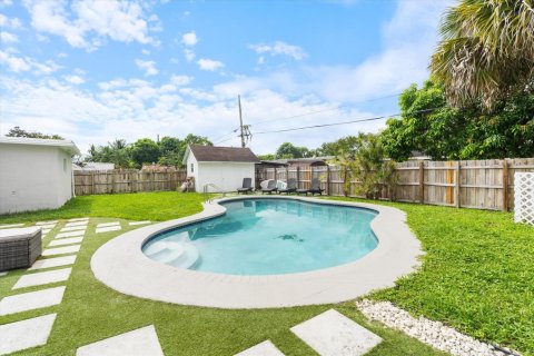 Villa ou maison à vendre à Fort Lauderdale, Floride: 3 chambres, 98.1 m2 № 2422314 - photo 28