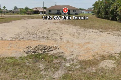 Terreno en venta en Cape Coral, Florida № 1981782 - foto 1