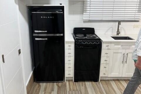Propiedad comercial en alquiler en Hollywood, Florida, 3 habitaciones, 22.58 m2 № 2245618 - foto 4
