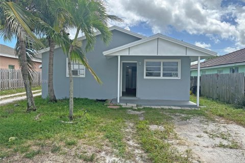 Commercial property in Boynton Beach, Florida 130.06 sq.m. № 2430237 - photo 25