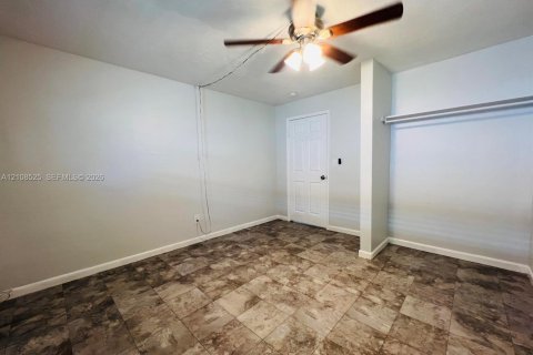 Commercial property in Boynton Beach, Florida 130.06 sq.m. № 2430237 - photo 24