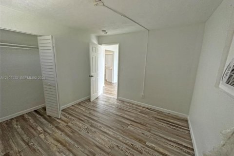 Commercial property in Boynton Beach, Florida 130.06 sq.m. № 2430237 - photo 14