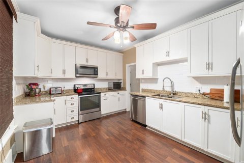 Casa en venta en Ocala, Florida, 4 dormitorios, 188.78 m2 № 2110977 - foto 13
