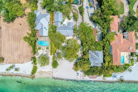 House in Sarasota, Florida 7 bedrooms, 796.17 sq.m. № 1675718 - photo 30