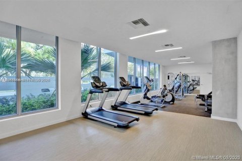 Condominio en venta en North Miami Beach, Florida, 2 dormitorios, 89.93 m2 № 2044406 - foto 11