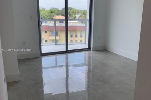 Condominio en venta en North Miami Beach, Florida, 2 dormitorios, 89.93 m2 № 2044406 - foto 8