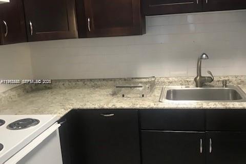 Condo in Hallandale Beach, Florida, 2 bedrooms  № 2081026