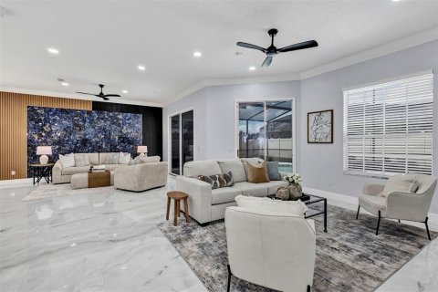 Casa en venta en Orlando, Florida, 4 dormitorios, 177.91 m2 № 2387725 - foto 22