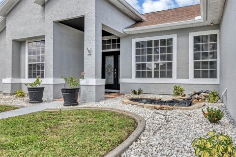 Casa en venta en Orlando, Florida, 4 dormitorios, 177.91 m2 № 2387725 - foto 15