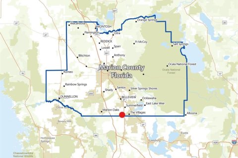 Propiedad comercial en Summerfield, Florida 1211.07 m2 № 2118567