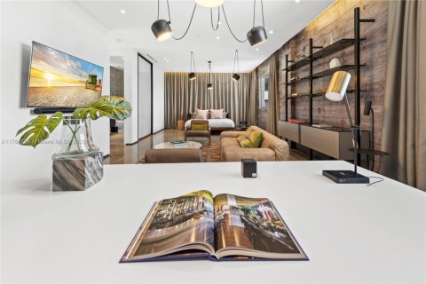 Condo in Miami, Florida, 3 bedrooms  № 1699304 - photo 30