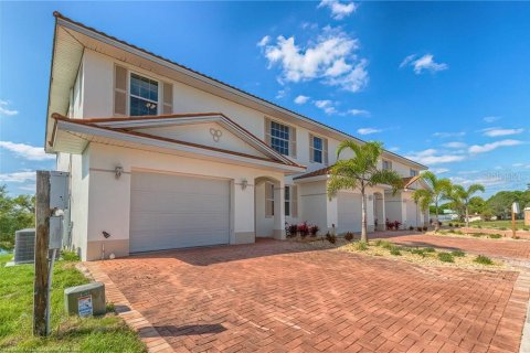 Condominio en Sebring, Florida, 4 dormitorios № 2202132