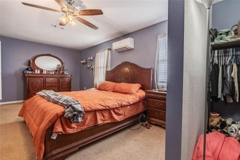Villa ou maison à vendre à Eagle Lake, Floride: 5 chambres, 151.62 m2 № 2212382 - photo 7