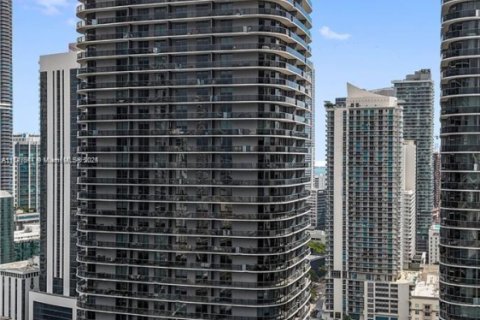 Condominio en venta en Miami, Florida, 2 dormitorios, 119.57 m2 № 1979673 - foto 3