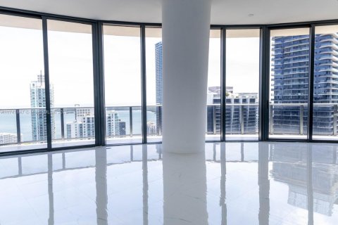 Condominio en venta en Miami, Florida, 2 dormitorios, 119.57 m2 № 1979673 - foto 19