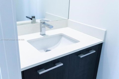 Condominio en venta en Miami, Florida, 2 dormitorios, 119.57 m2 № 1979673 - foto 15