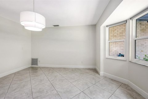 Casa en venta en Sarasota, Florida, 4 dormitorios, 226.31 m2 № 1851077 - foto 24