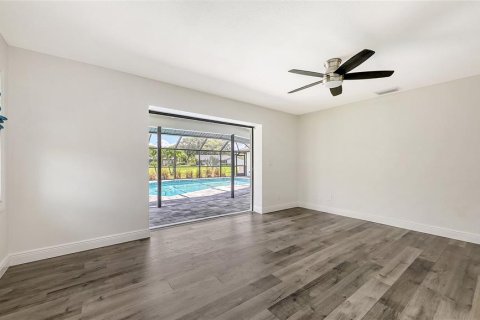 Casa en venta en Sarasota, Florida, 4 dormitorios, 226.31 m2 № 1851077 - foto 11