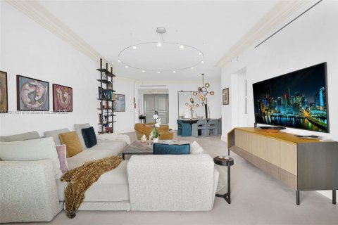 Condo in Sunny Isles Beach, Florida, 2 bedrooms  № 1969900 - photo 25