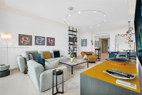 Condo in Sunny Isles Beach, Florida, 2 bedrooms  № 1969900 - photo 19