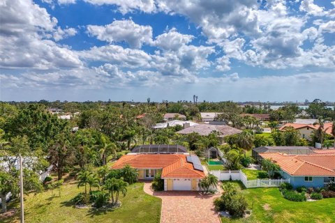 House in Nokomis, Florida 2 bedrooms, 118.64 sq.m. № 1614665 - photo 4