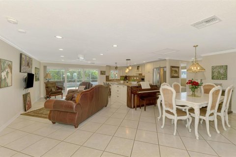 House in Nokomis, Florida 2 bedrooms, 118.64 sq.m. № 1614665 - photo 18