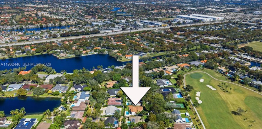 Villa ou maison à Miami Lakes, Floride 3 chambres, 310.48 m2 № 2024073