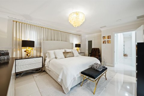 Villa ou maison à vendre à Miami Lakes, Floride: 3 chambres, 310.48 m2 № 2024073 - photo 20