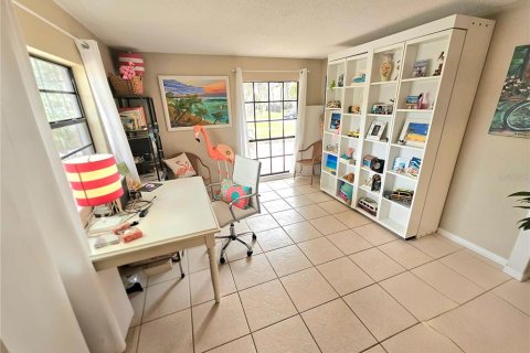 House in Palm Coast, Florida 2 bedrooms, 121.05 sq.m. № 2218883 - photo 11