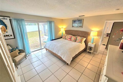 House in Palm Coast, Florida 2 bedrooms, 121.05 sq.m. № 2218883 - photo 10