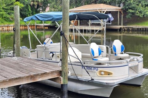 House in Palm Coast, Florida 2 bedrooms, 121.05 sq.m. № 2218883 - photo 3
