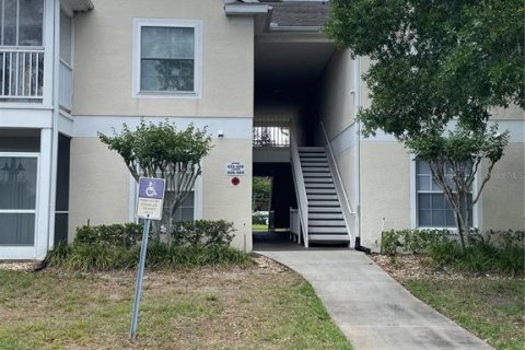 Condo in Orlando, Florida, 2 bedrooms № 2096562 - photo 2