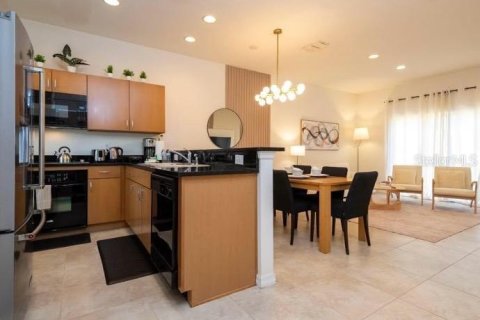 Touwnhouse à vendre à Kissimmee, Floride: 2 chambres, 107.86 m2 № 2404613 - photo 7