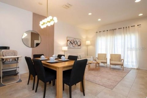 Touwnhouse à vendre à Kissimmee, Floride: 2 chambres, 107.86 m2 № 2404613 - photo 11