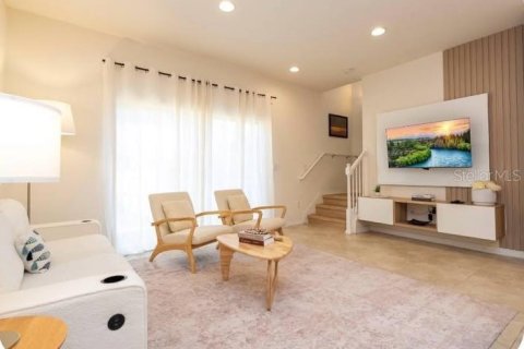 Touwnhouse à vendre à Kissimmee, Floride: 2 chambres, 107.86 m2 № 2404613 - photo 14