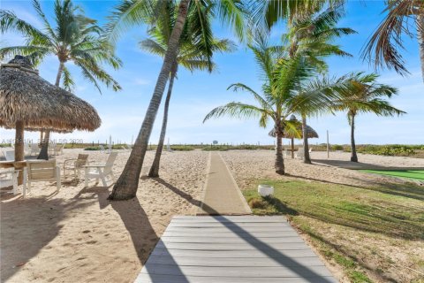 Copropriété à vendre à Pompano Beach, Floride: 1 chambre, 60.39 m2 № 2326898 - photo 27