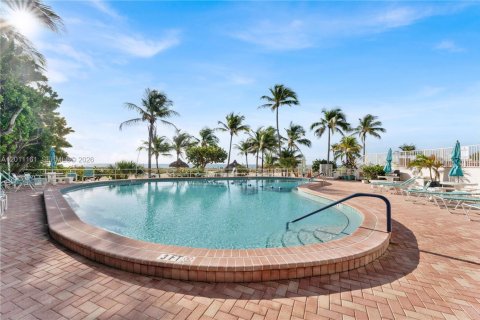 Copropriété à vendre à Pompano Beach, Floride: 1 chambre, 60.39 m2 № 2326898 - photo 24