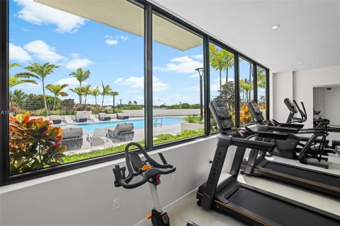 Снять в аренду квартиру в Пальметто-Бей, Флорида 3 спальни, 10508.08м2, № 2003870 - фото 17