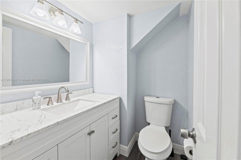 Adosado en venta en Davie, Florida, 3 dormitorios, 147.71 m2 № 1954352 - foto 21