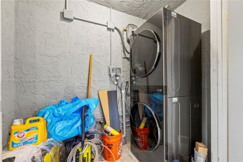 Adosado en venta en Davie, Florida, 3 dormitorios, 147.71 m2 № 1954352 - foto 30