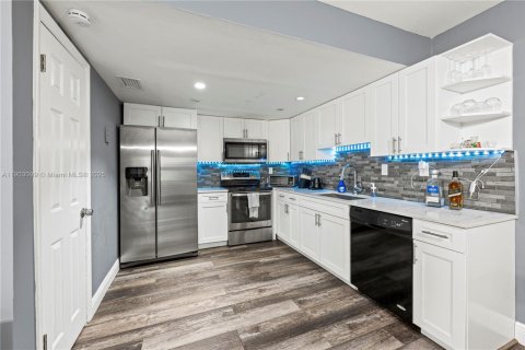 Adosado en venta en Davie, Florida, 3 dormitorios, 147.71 m2 № 1954352 - foto 5