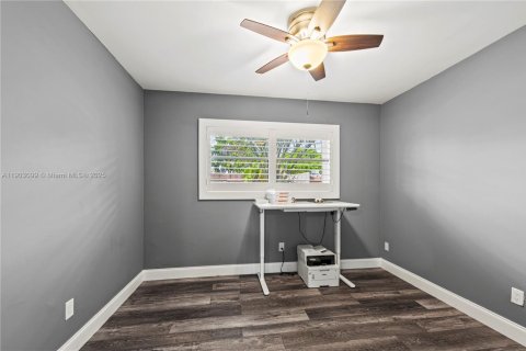 Adosado en venta en Davie, Florida, 3 dormitorios, 147.71 m2 № 1954352 - foto 15