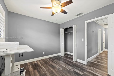 Adosado en venta en Davie, Florida, 3 dormitorios, 147.71 m2 № 1954352 - foto 16