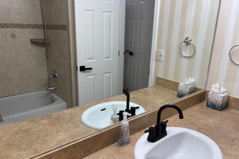 Condominio en venta en Clearwater, Florida, 2 dormitorios, 101.26 m2 № 2212801 - foto 26