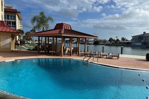 Condominio en venta en Clearwater, Florida, 2 dormitorios, 101.26 m2 № 2212801 - foto 3