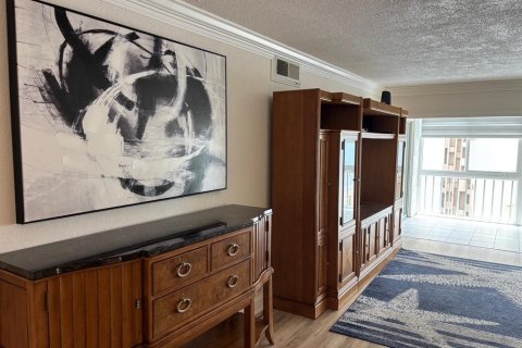 Condominio en venta en Clearwater, Florida, 2 dormitorios, 101.26 m2 № 2212801 - foto 5