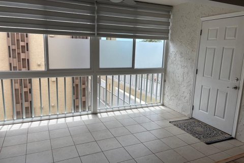 Condominio en venta en Clearwater, Florida, 2 dormitorios, 101.26 m2 № 2212801 - foto 10