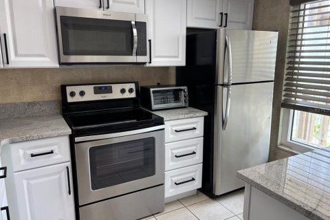 Condominio en venta en Clearwater, Florida, 2 dormitorios, 101.26 m2 № 2212801 - foto 15